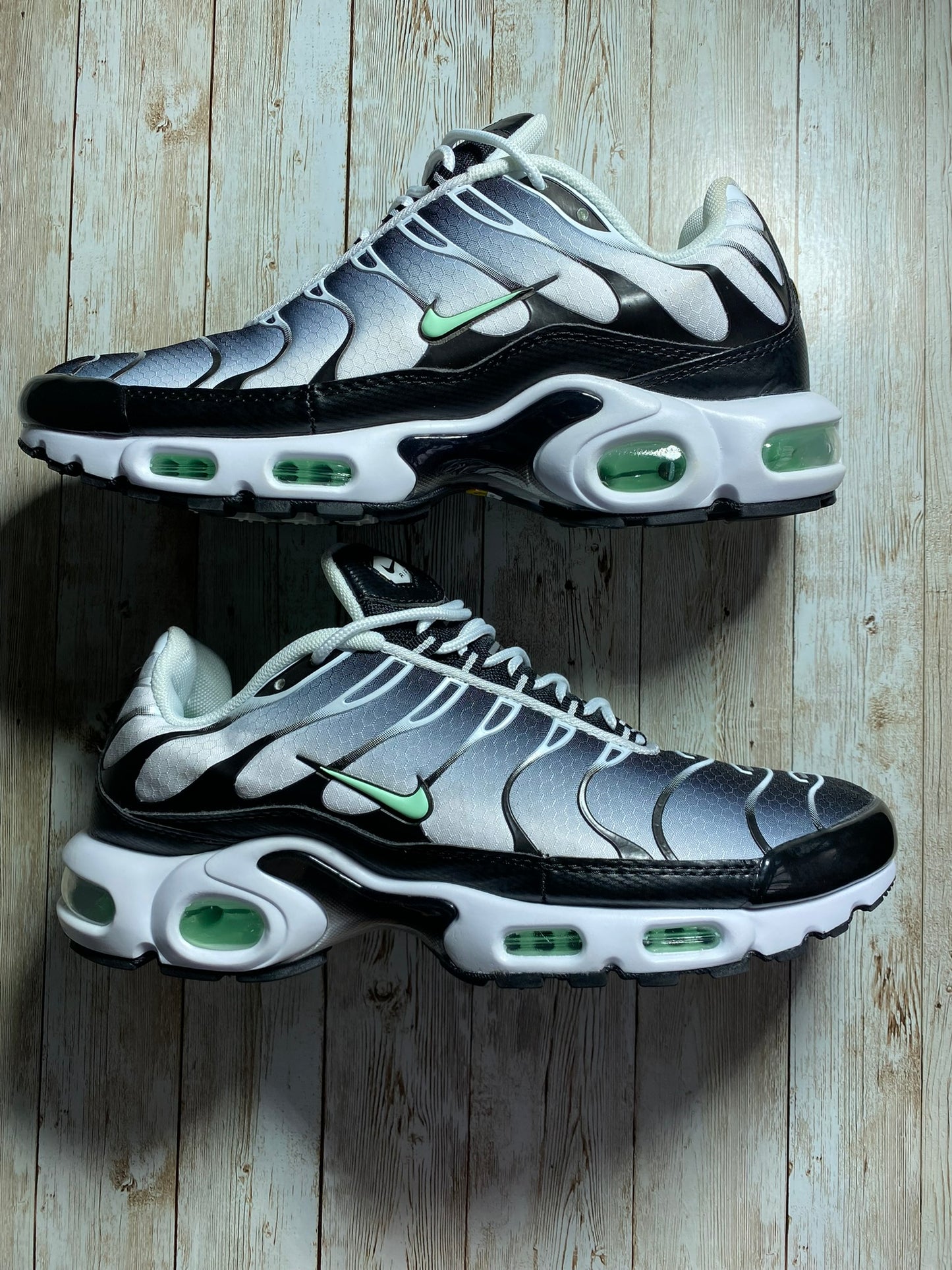 Tênis Nike TN