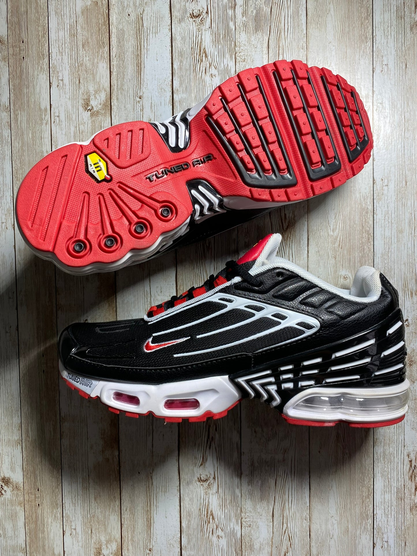 Tênis Nike TN III