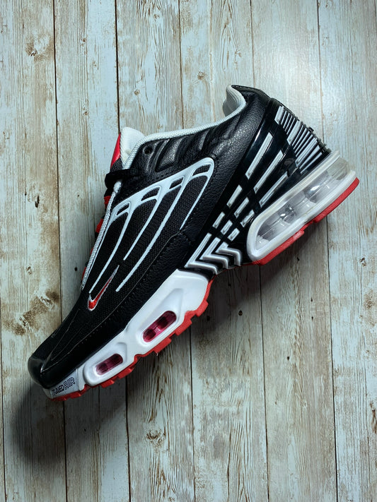 Tênis Nike TN III