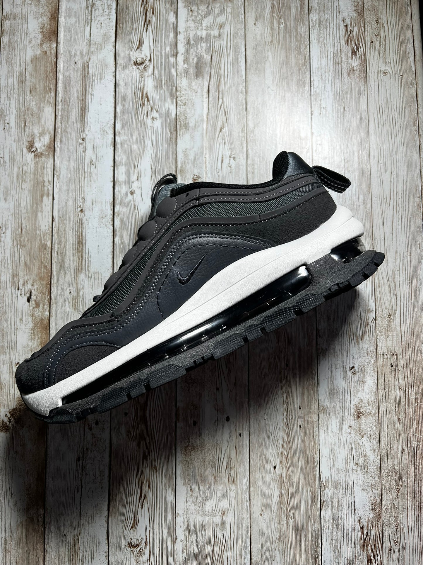 Tênis Nike Air Max Plus 97